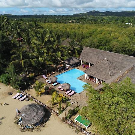 Hotel Le Moya Beach à Nosy-Be Extérieur photo