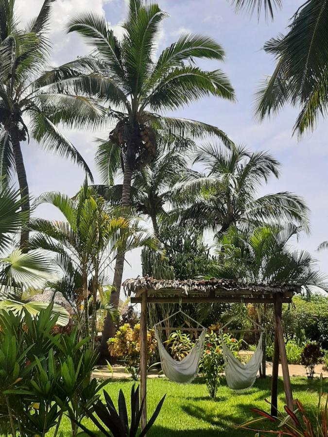 Hotel Le Moya Beach à Nosy-Be Extérieur photo