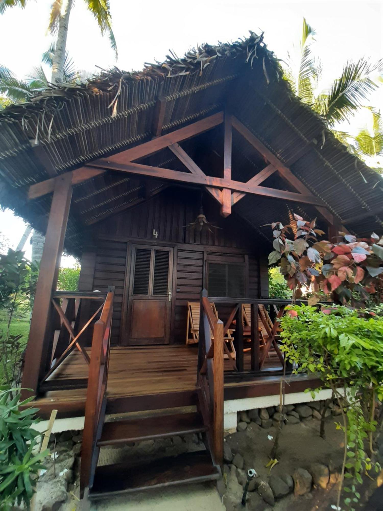 Hotel Le Moya Beach à Nosy-Be Extérieur photo